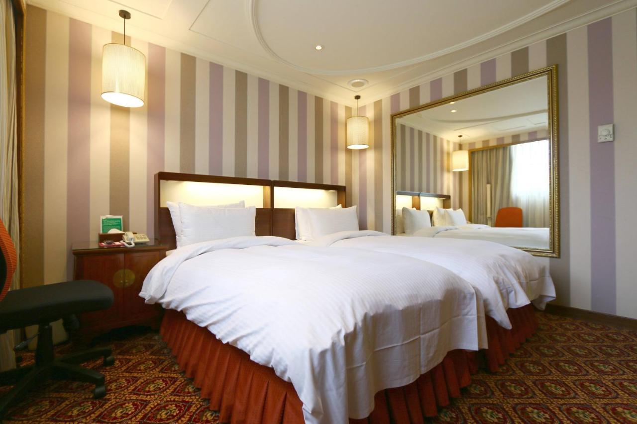 Rido Hotel Taipei Bagian luar foto